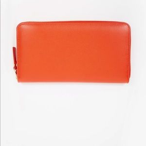 Comme des Garçons Classic Leather Zip Wallet